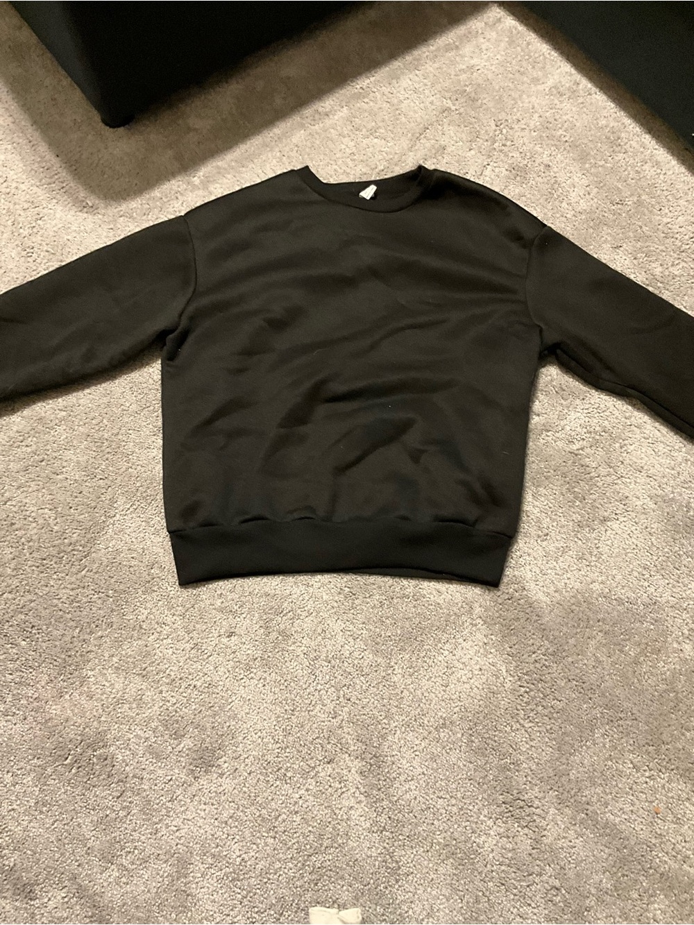 SHEIN Black Crewneck Sweatshirt
